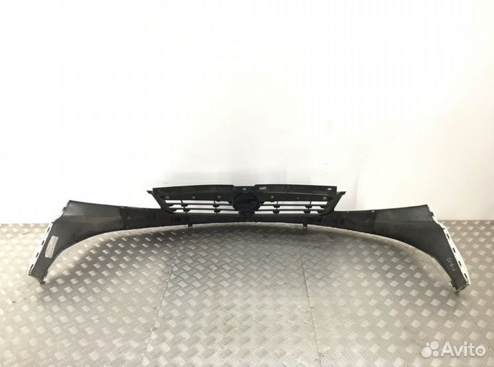 Решетка радиатора Opel Vivaro 2.0 cdti 2008