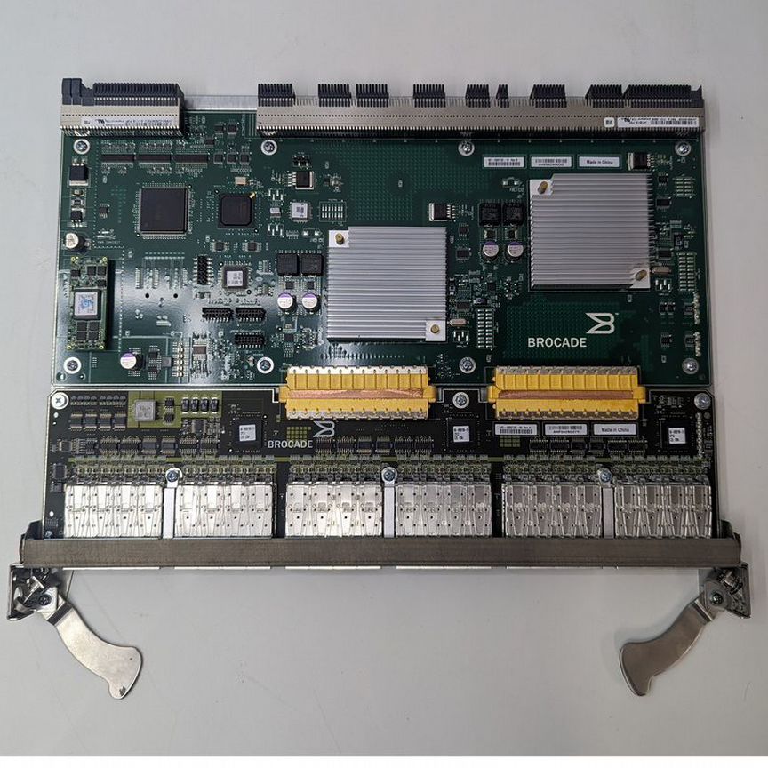 [40-1000135-14] Коммутатор Brocade