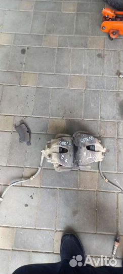Opel astra H суппорт