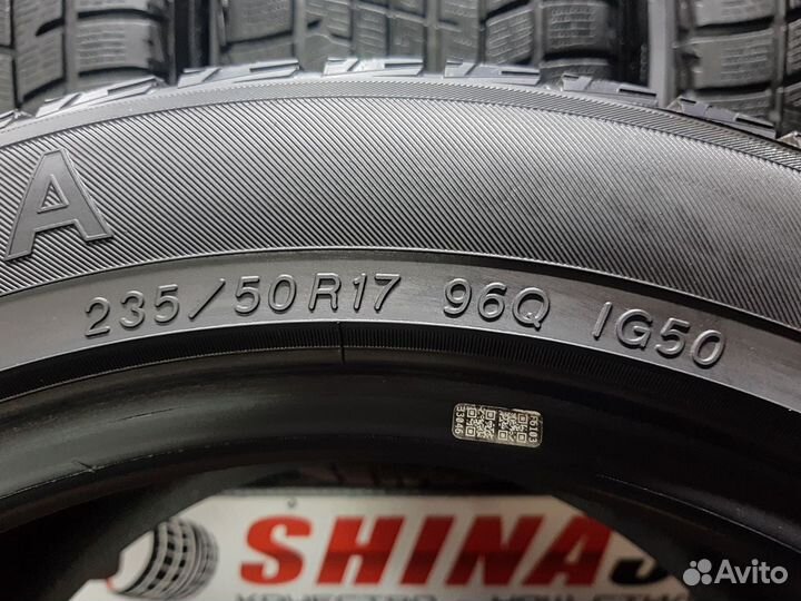 Yokohama Ice Guard IG50 235/50 R17