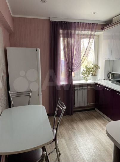 2-к. квартира, 63 м², 2/3 эт.