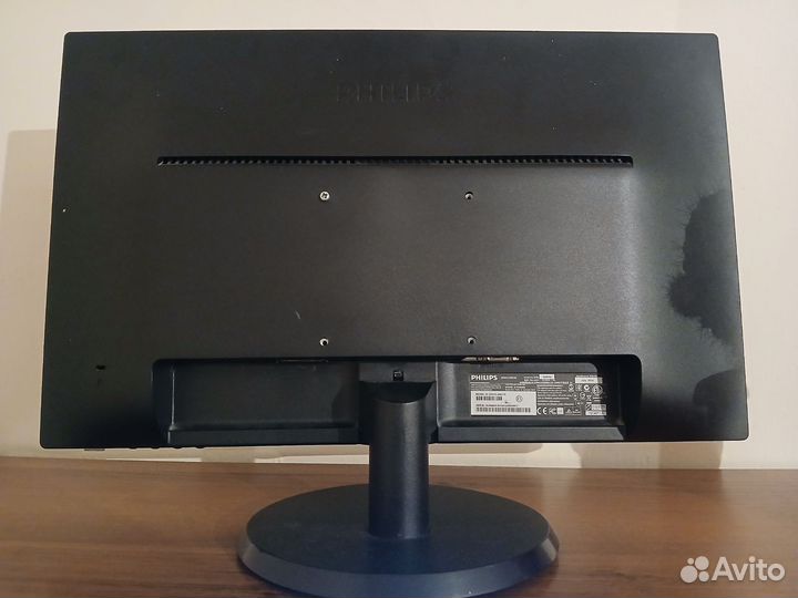 Монитор philips 22