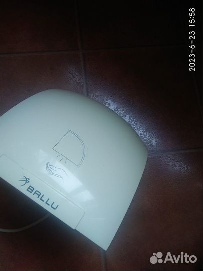 Сушилка для рук ballu