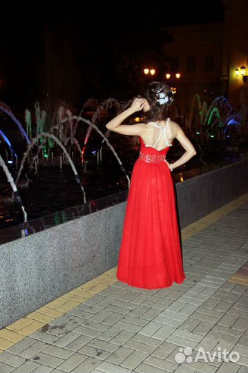 Вечернее платье