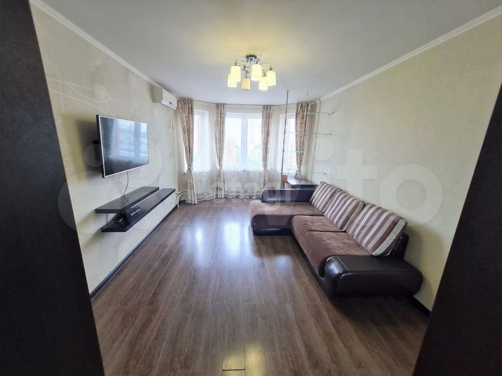 2-к. квартира, 75 м², 16/17 эт.