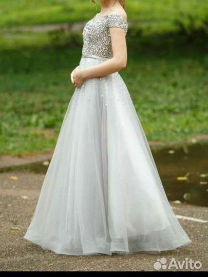 Вечернее платье