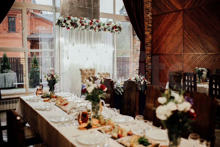 Коттедж 400 м² на участке 8 сот.