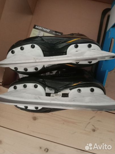 Коньки хоккейные детские Bauer supreme M4 YTH 11.0