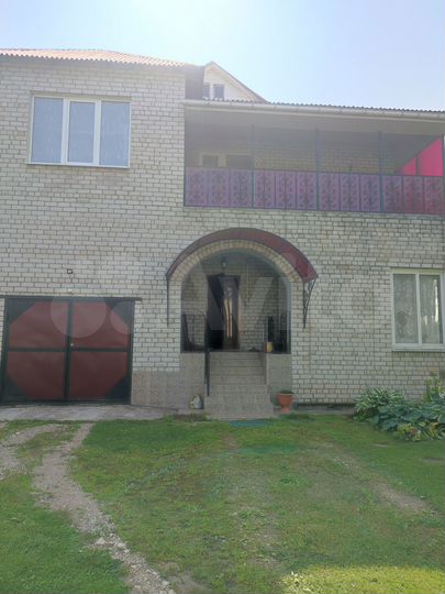 Дом 240 м² на участке 15 сот.