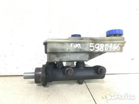 Цилиндр тормозной главный