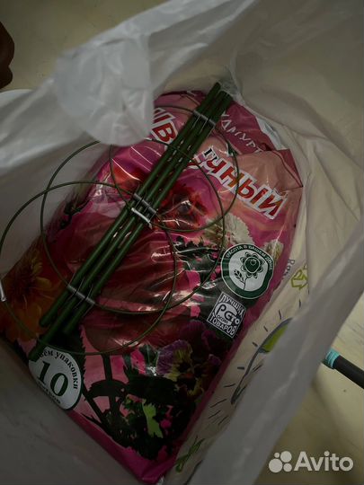 Грунт и опора для растений