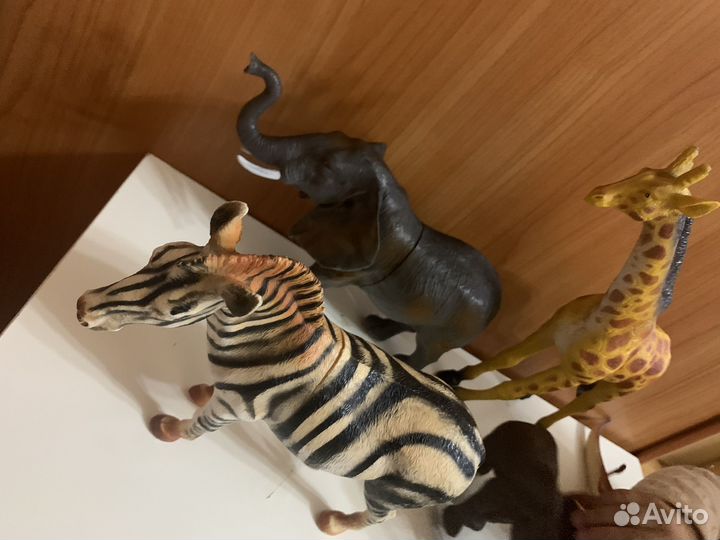 Набор фигурок животных
