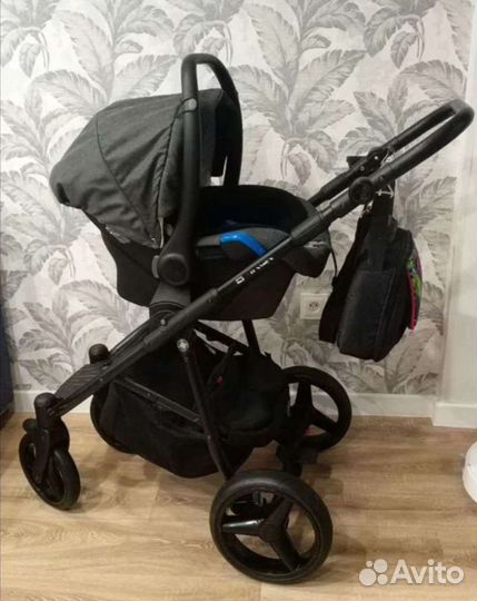 Коляска 3в1 в подарок ванночка и стульчик