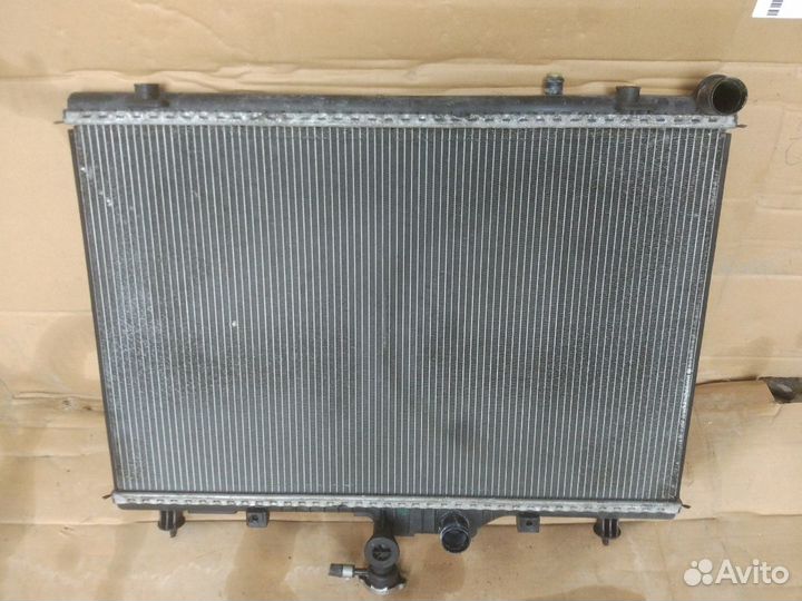 Радиатор охлаждения основной Renault Koleos 2.0 dC