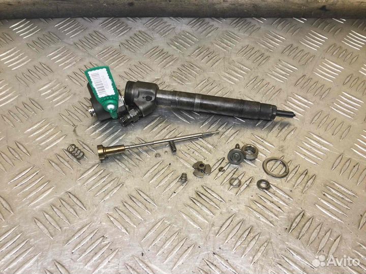 Форсунка Mercedes C-klasse 0445110238; 0445110237;