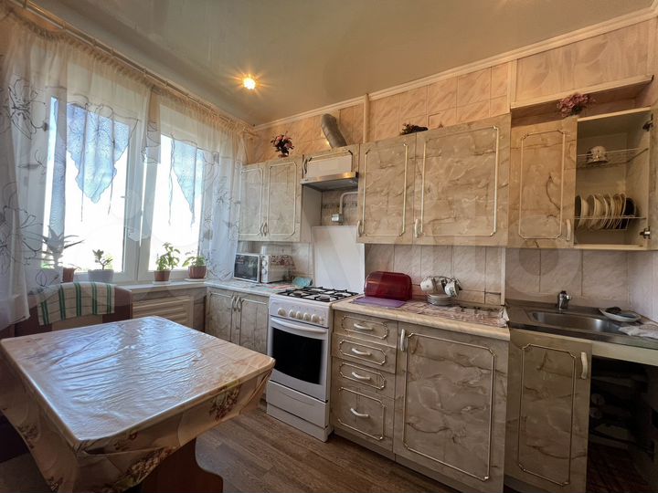 3-к. квартира, 63 м², 6/9 эт.