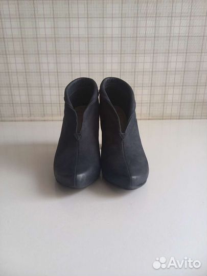 Ботильоны женские 37 размер нат.кожа фирма carnaby