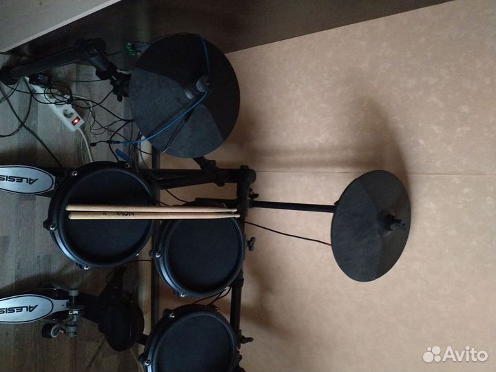 Электронные барабаны alesis