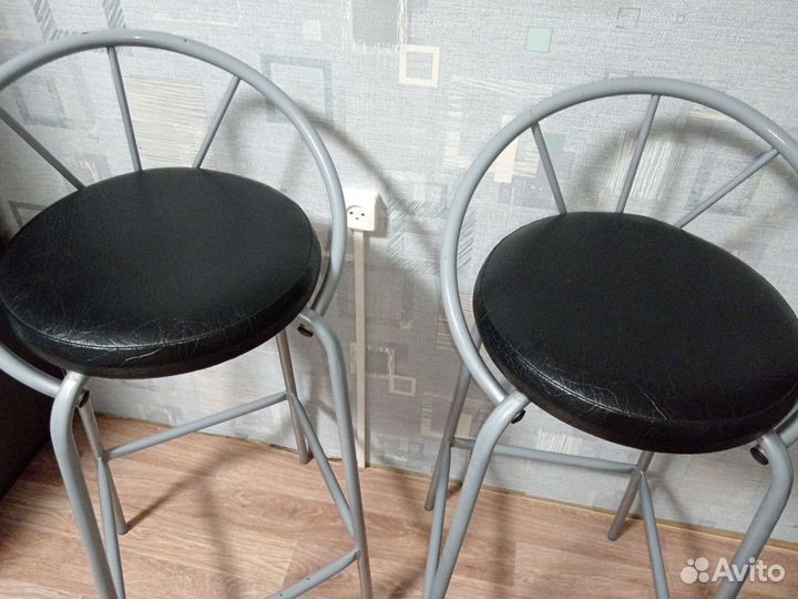 Барный стул