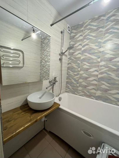 Столешница для ванной из дерева