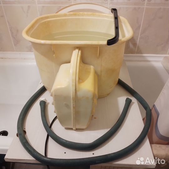 Продаю стиральную машину Малютка 2