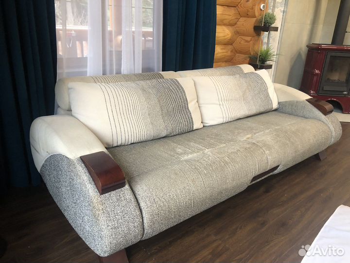Диван прямой 3-х местный, раскладной бу