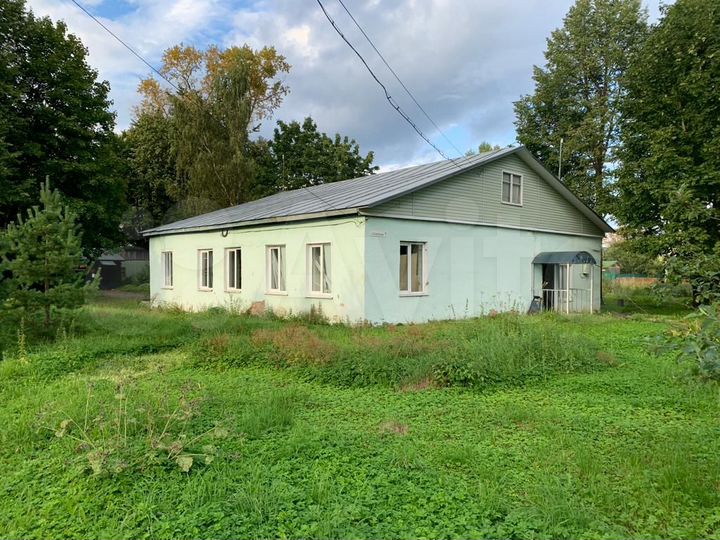 Отдельно стоящее здание, 190 м²