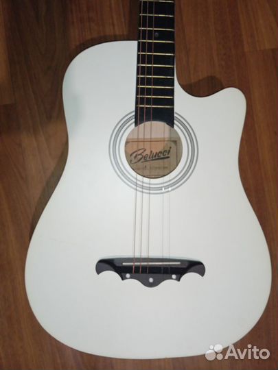 Акустическая гитара