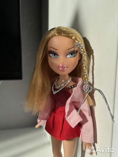 Кукла Bratz Хлоя