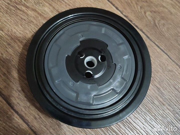 Шкив компрессора кондиционера Audi A1 A3 TT Q3 Q7