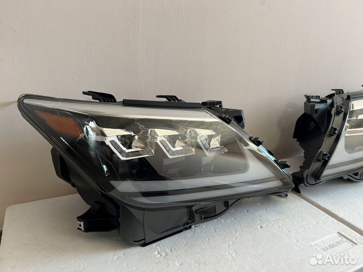 Фары Lexus LX570 в стиле 20 года