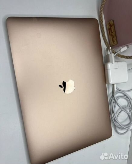 Apple MacBook air 13 retina 2019 a1932