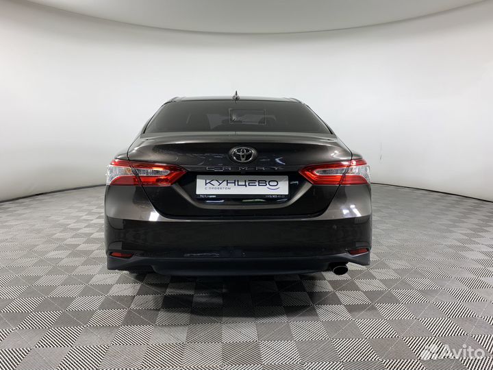 Toyota Camry 2.5 AT, 2019, 292 559 км