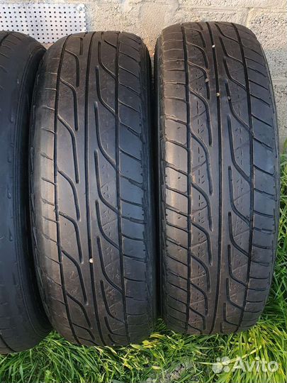 215/70 R16 dunlop grandtrek AT3