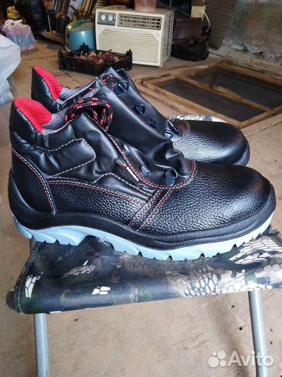 Рабочие ботинки