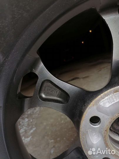 Продам литые диски для Volkswagen Tiguan