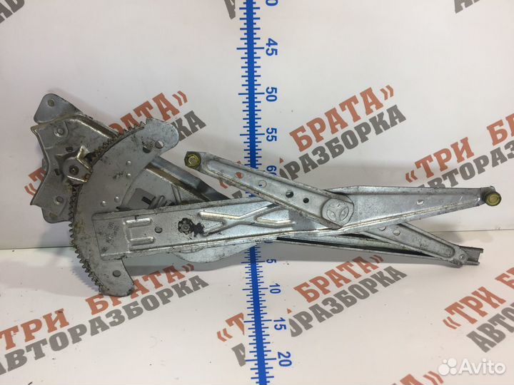 Рено Стеклоподъемник передний левый (механический)