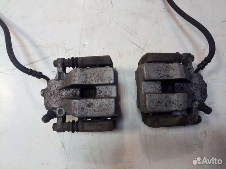 Суппорт тормозной задний Toyota RAV4 2006-2013