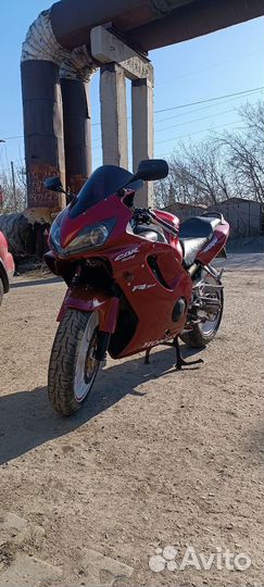 Хонда cbr6004