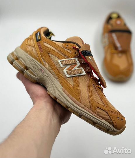 Кроссовки New Balance 1906R