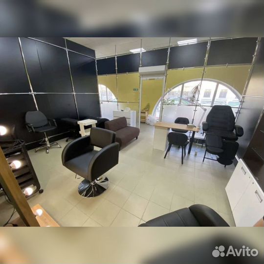 Сдам рабочее место мастеру по наращиванию ресниц