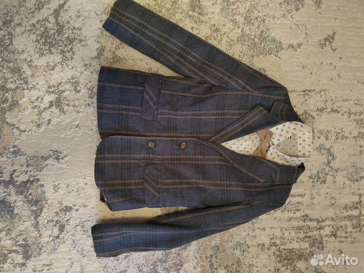 Костюм для мальчика 134-136см