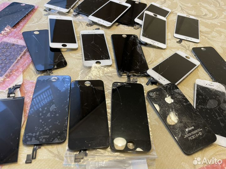Битые дисплеи iPhone 5, 5s, запчасти