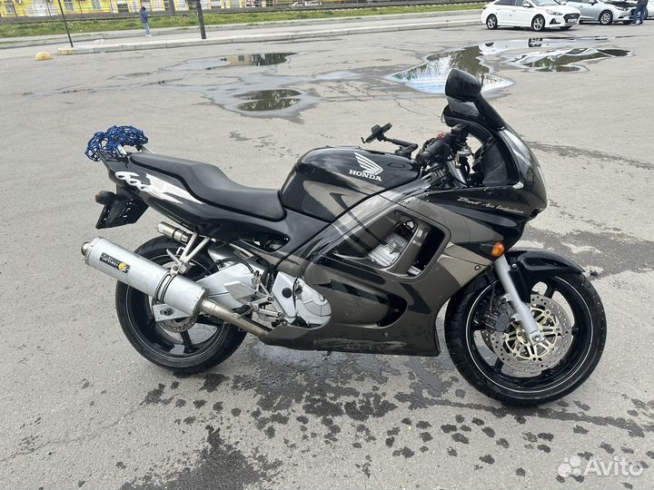 Honda CBR 600F3