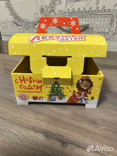 Шкатулка сундучок коробка из-под конфет