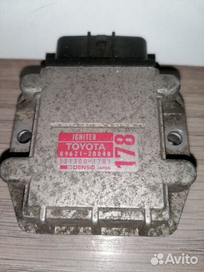 Коммутатор igniter Toyota. 8962120040