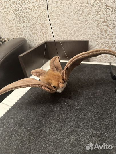 Игрушка летучая мышь