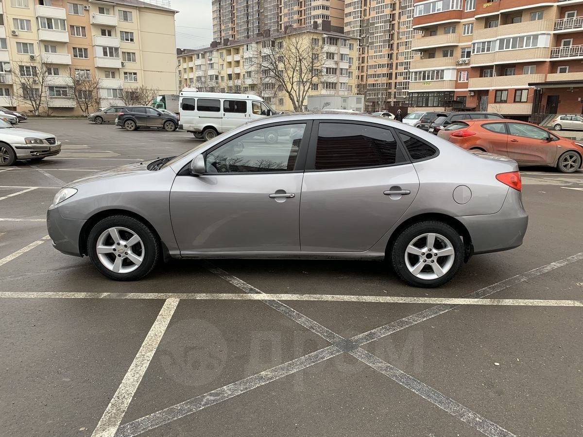 Hyundai Elantra: фото владельца