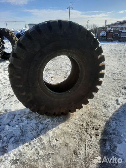 Шина на погрузчик 23.5-25
