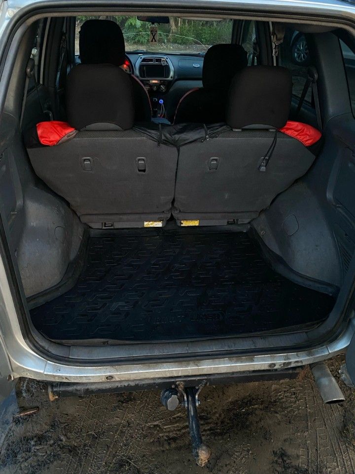 Toyota RAV4: фото владельца